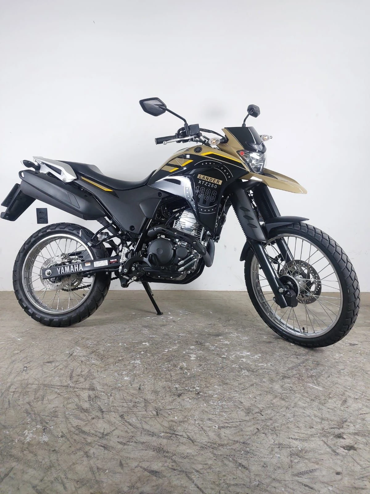 YAMAHA XTZ 250 LANDER