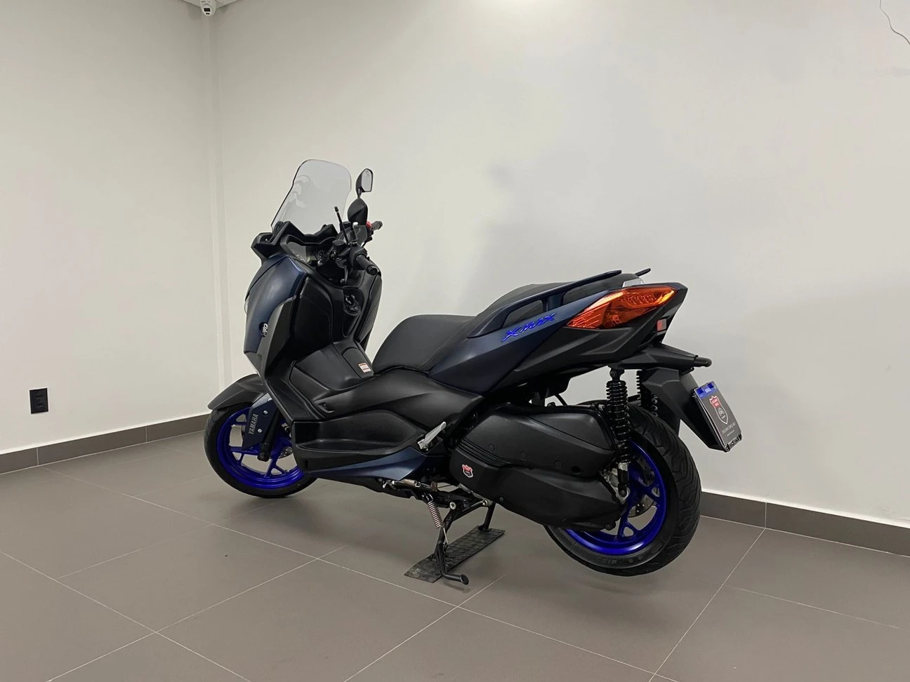 YAMAHA XMAX ABS