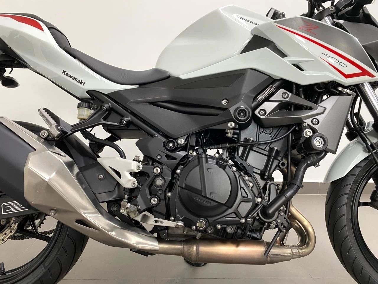 KAWASAKI Z400