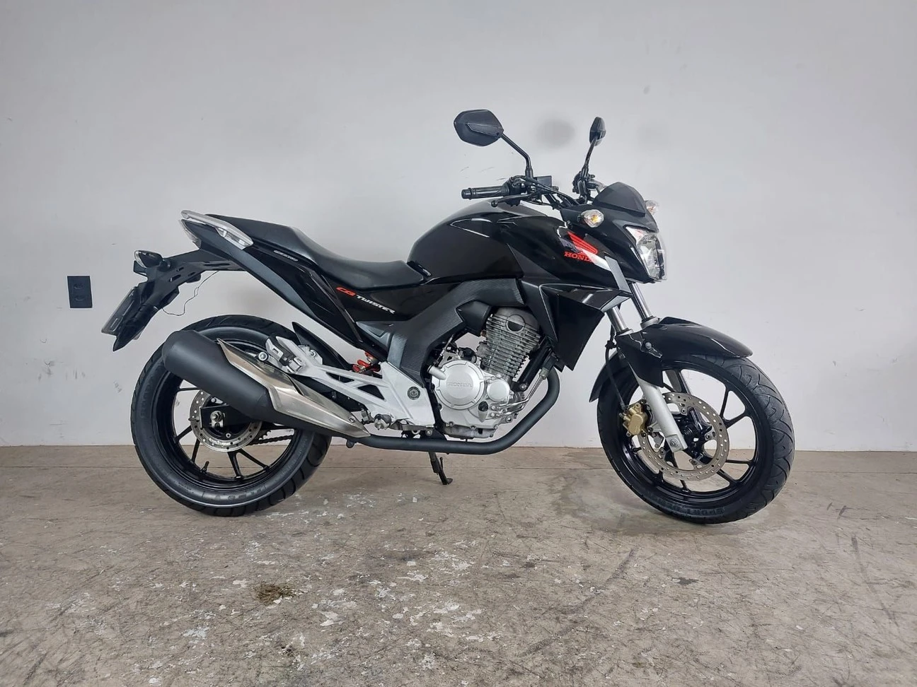 HONDA CB TWISTER