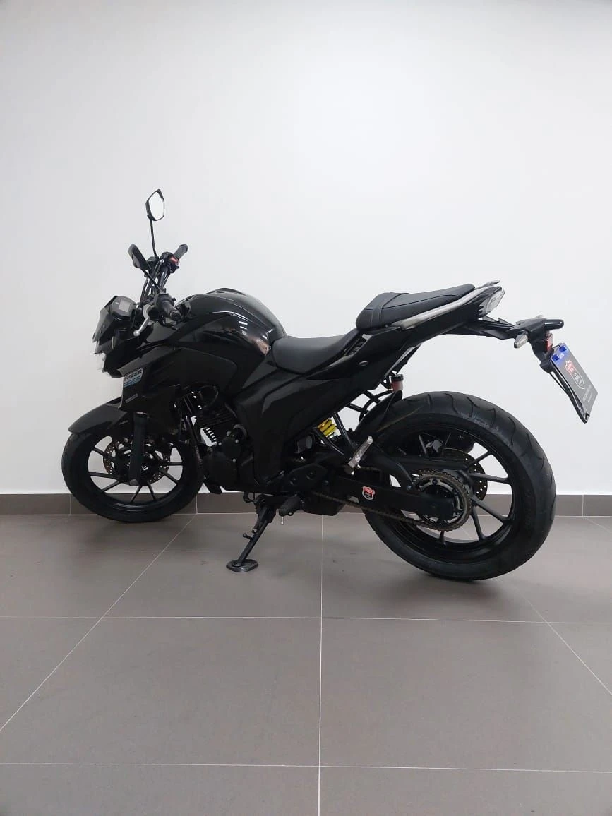 YAMAHA FZ25 FAZER ABS