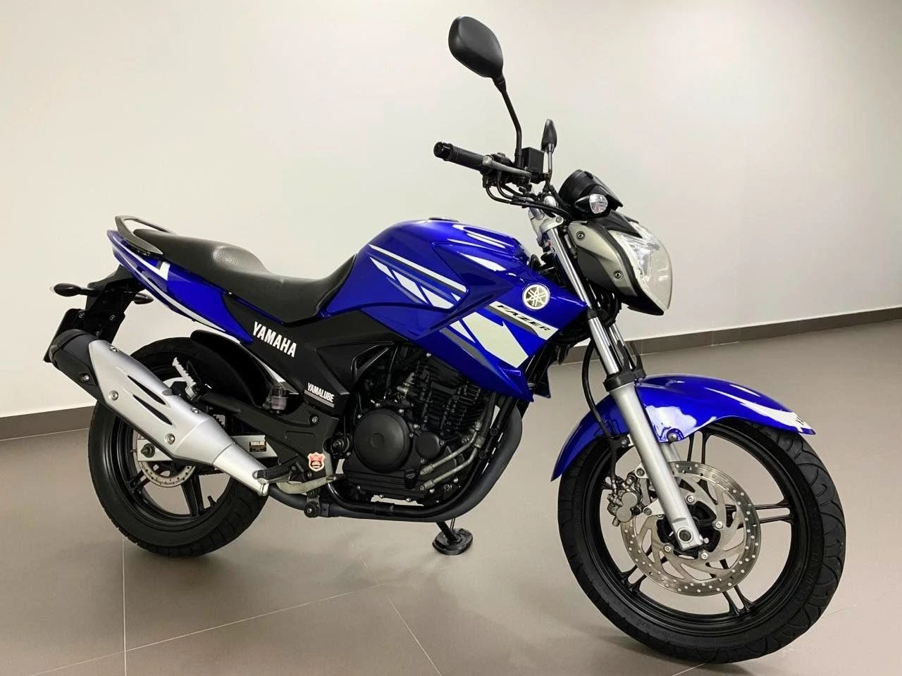 YAMAHA FAZER YS 250 RACING BLUE