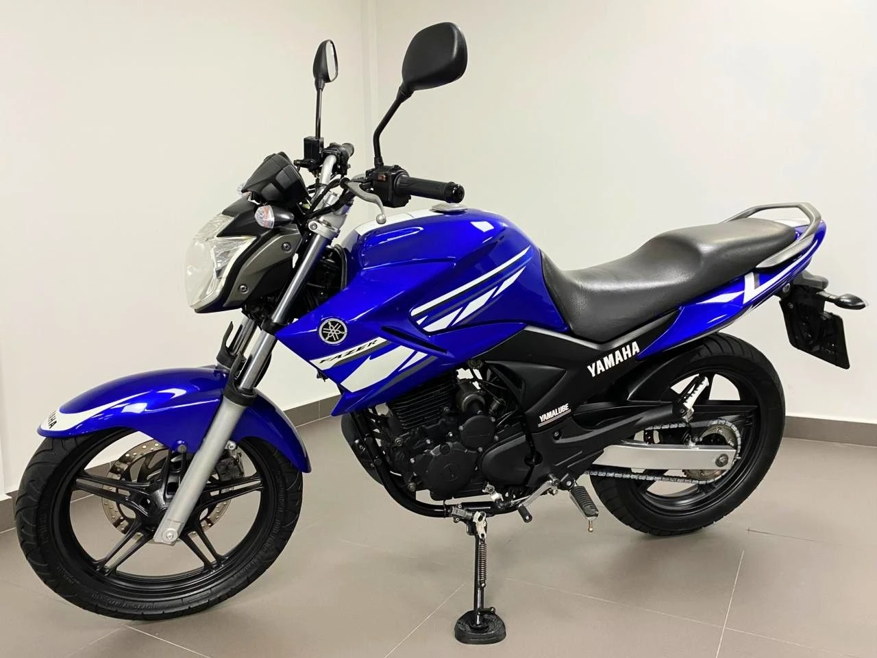 YAMAHA FAZER YS 250 RACING BLUE