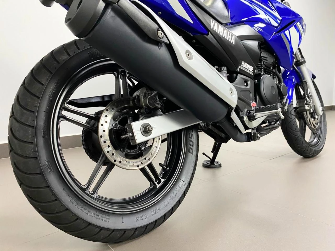 YAMAHA FAZER YS 250 RACING BLUE