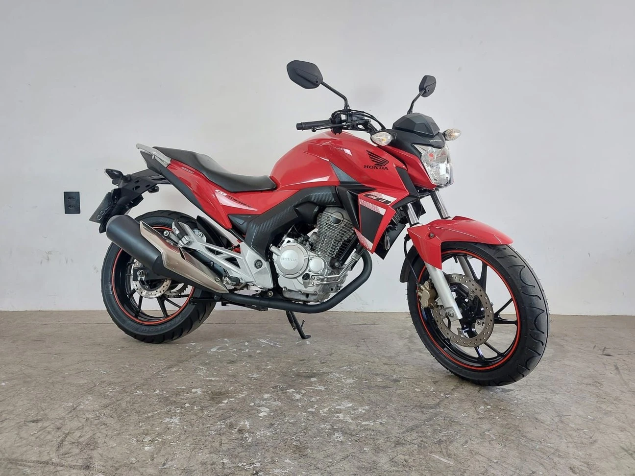 HONDA CB TWISTER