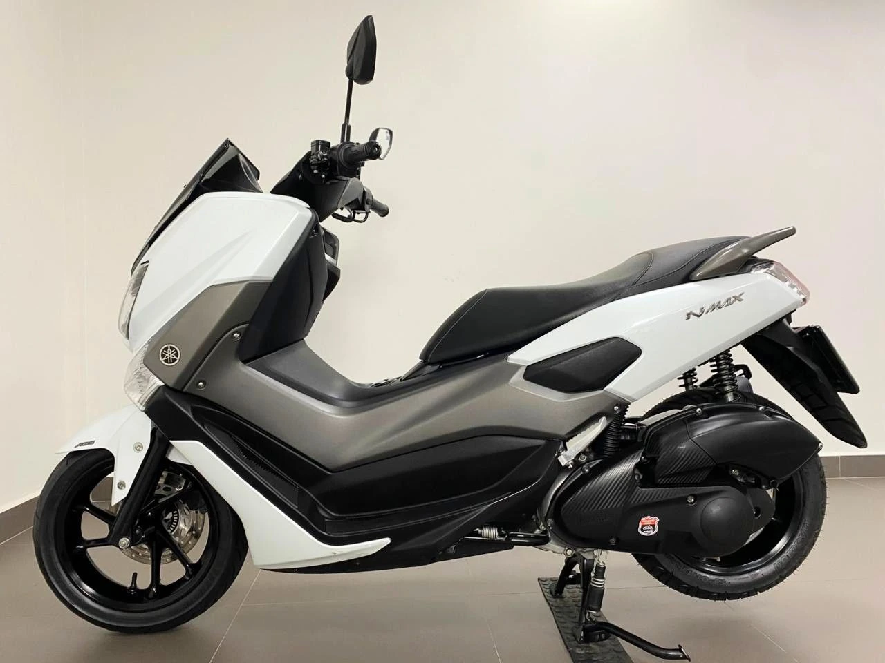 YAMAHA NMAX 160 ABS