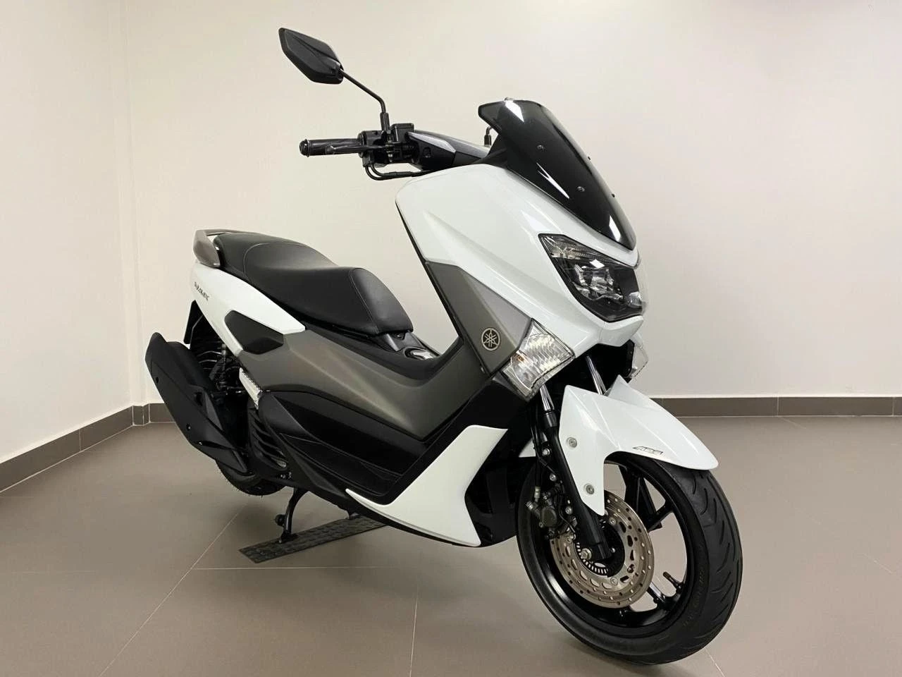 YAMAHA NMAX 160 ABS