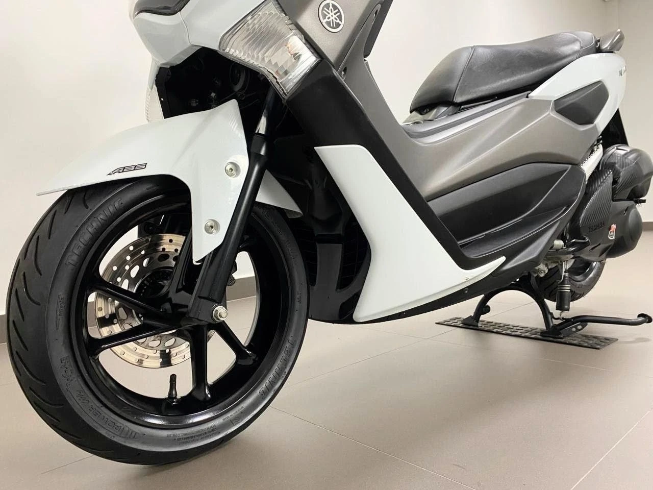 YAMAHA NMAX 160 ABS