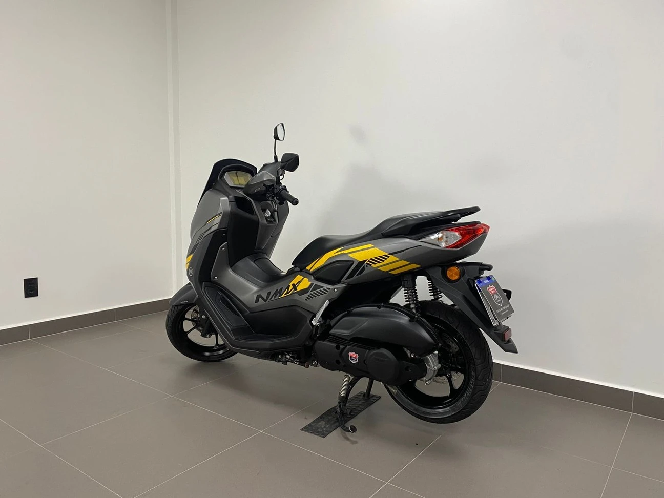 YAMAHA NMAX 160 ABS