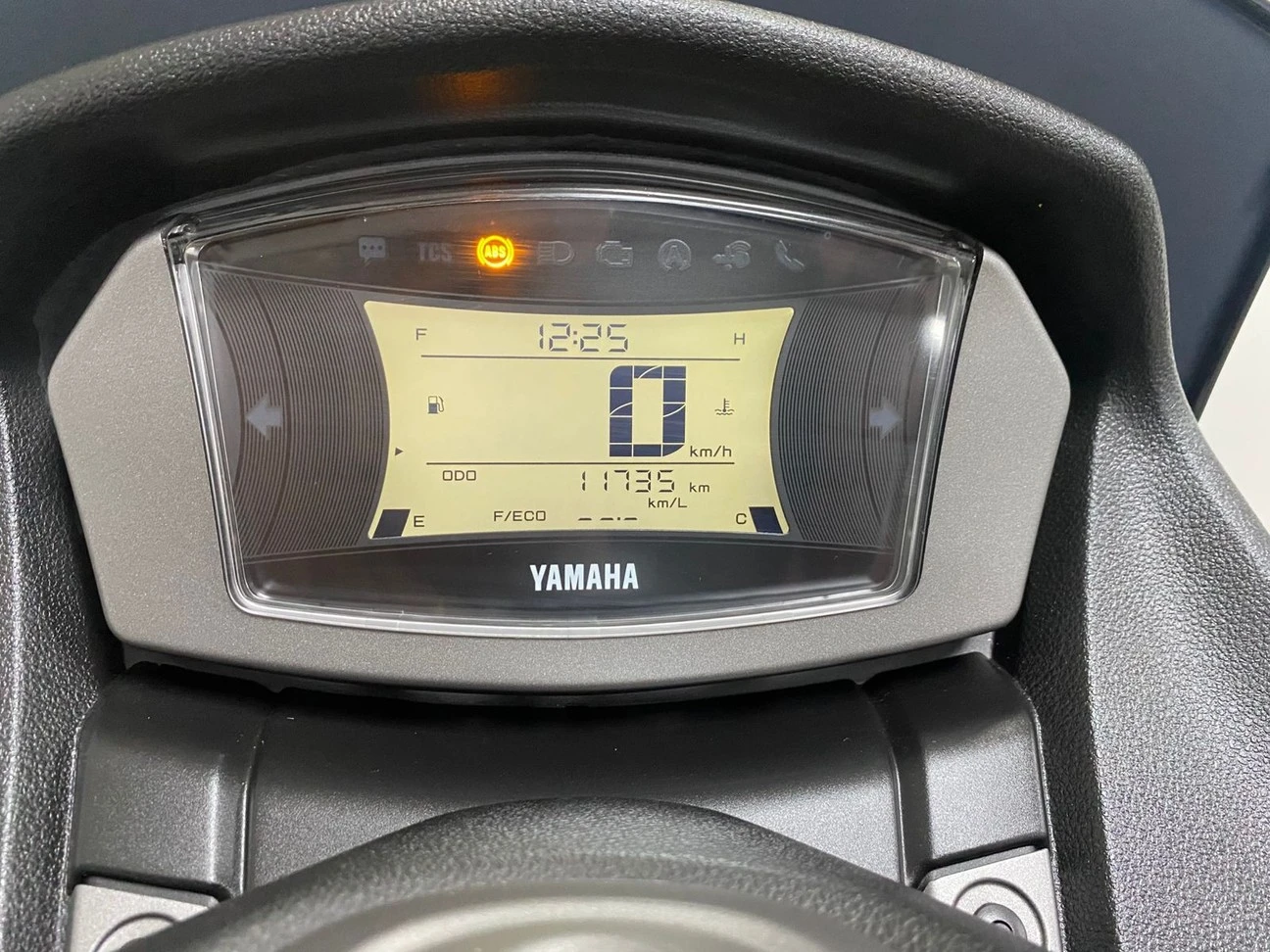 YAMAHA NMAX 160 ABS