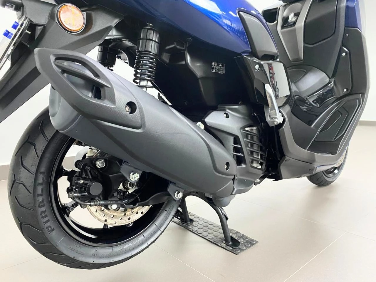 YAMAHA NMAX 160 ABS