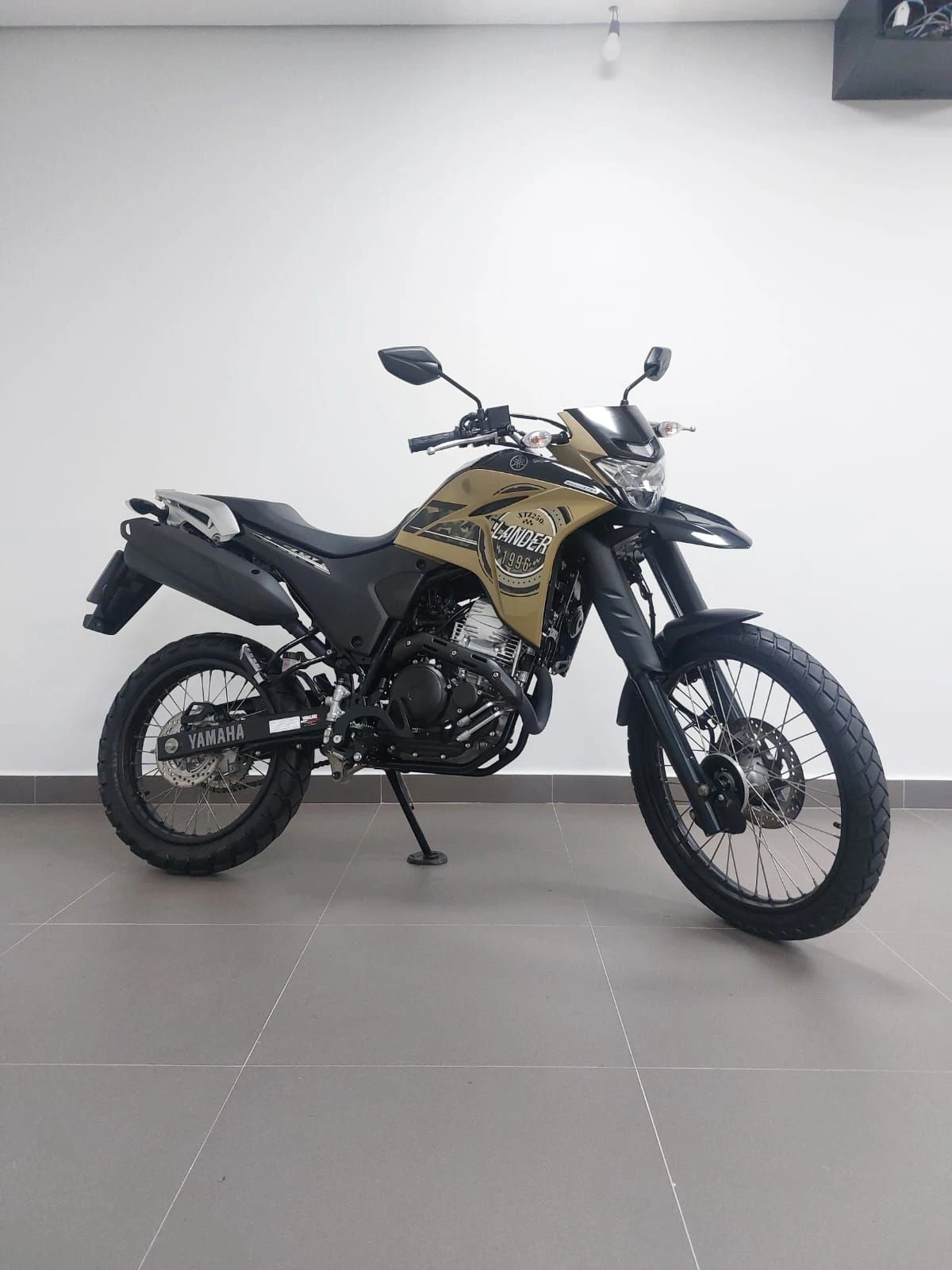 YAMAHA XTZ 250 LANDER