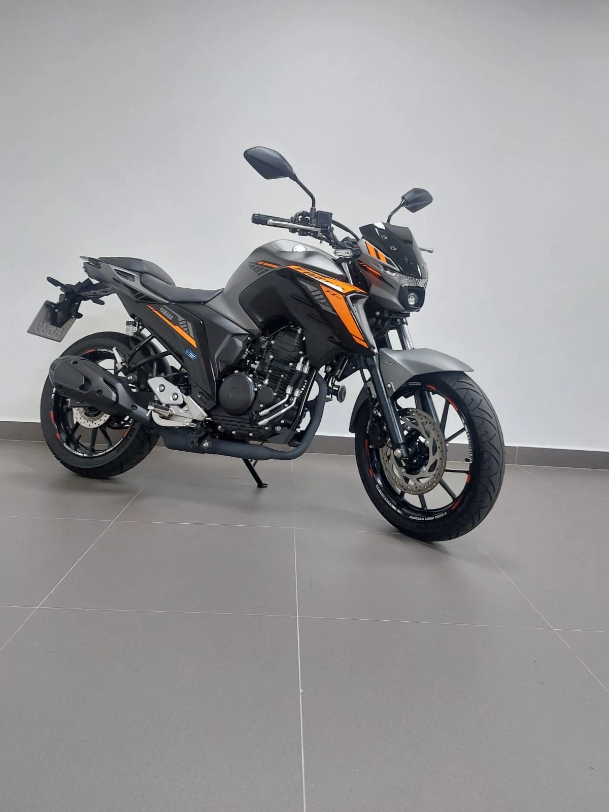 YAMAHA FZ25 FAZER ABS