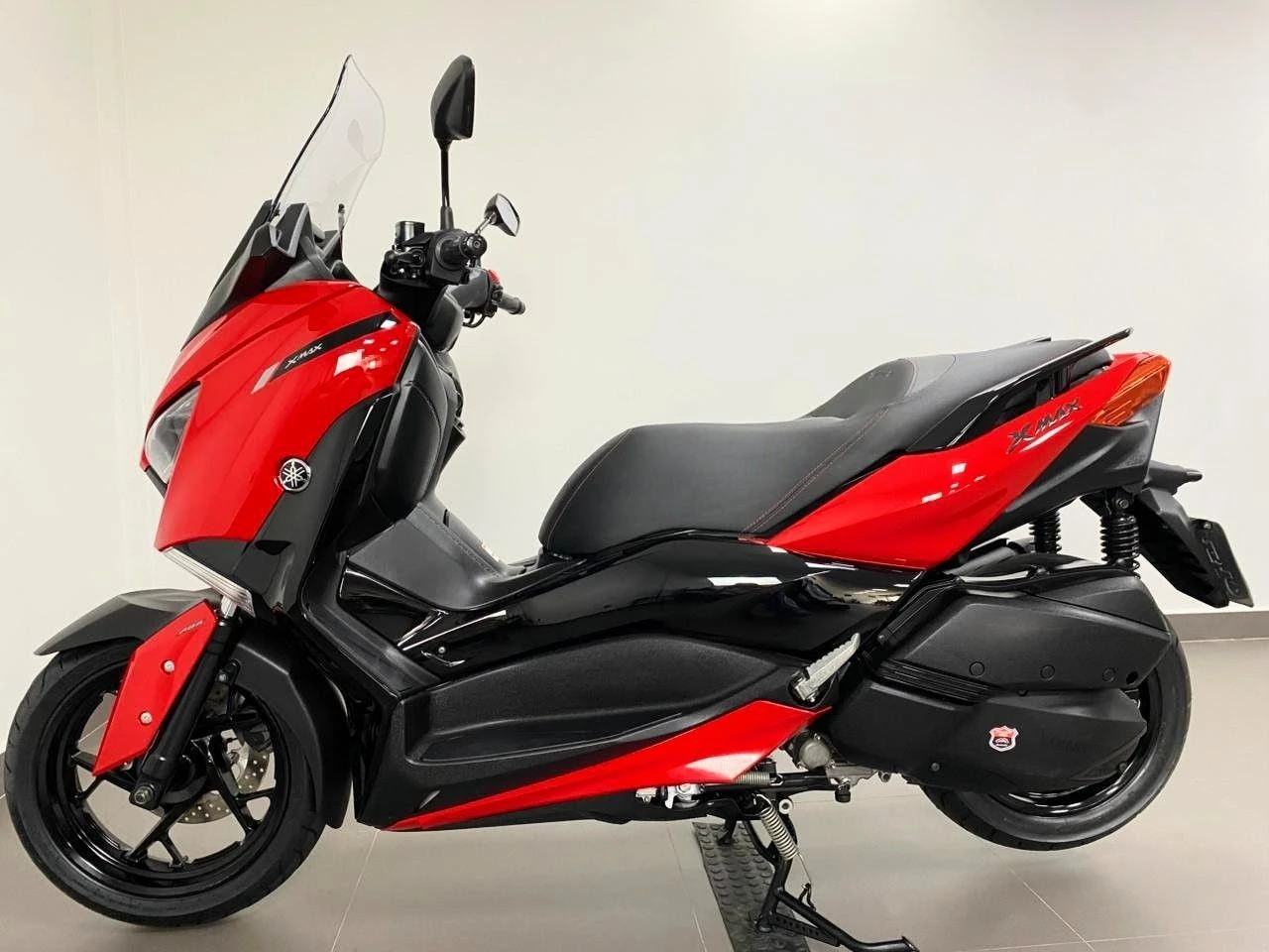 YAMAHA XMAX ABS