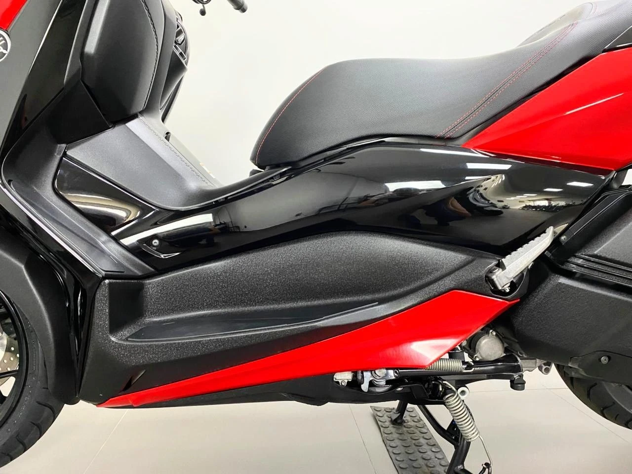 YAMAHA XMAX ABS