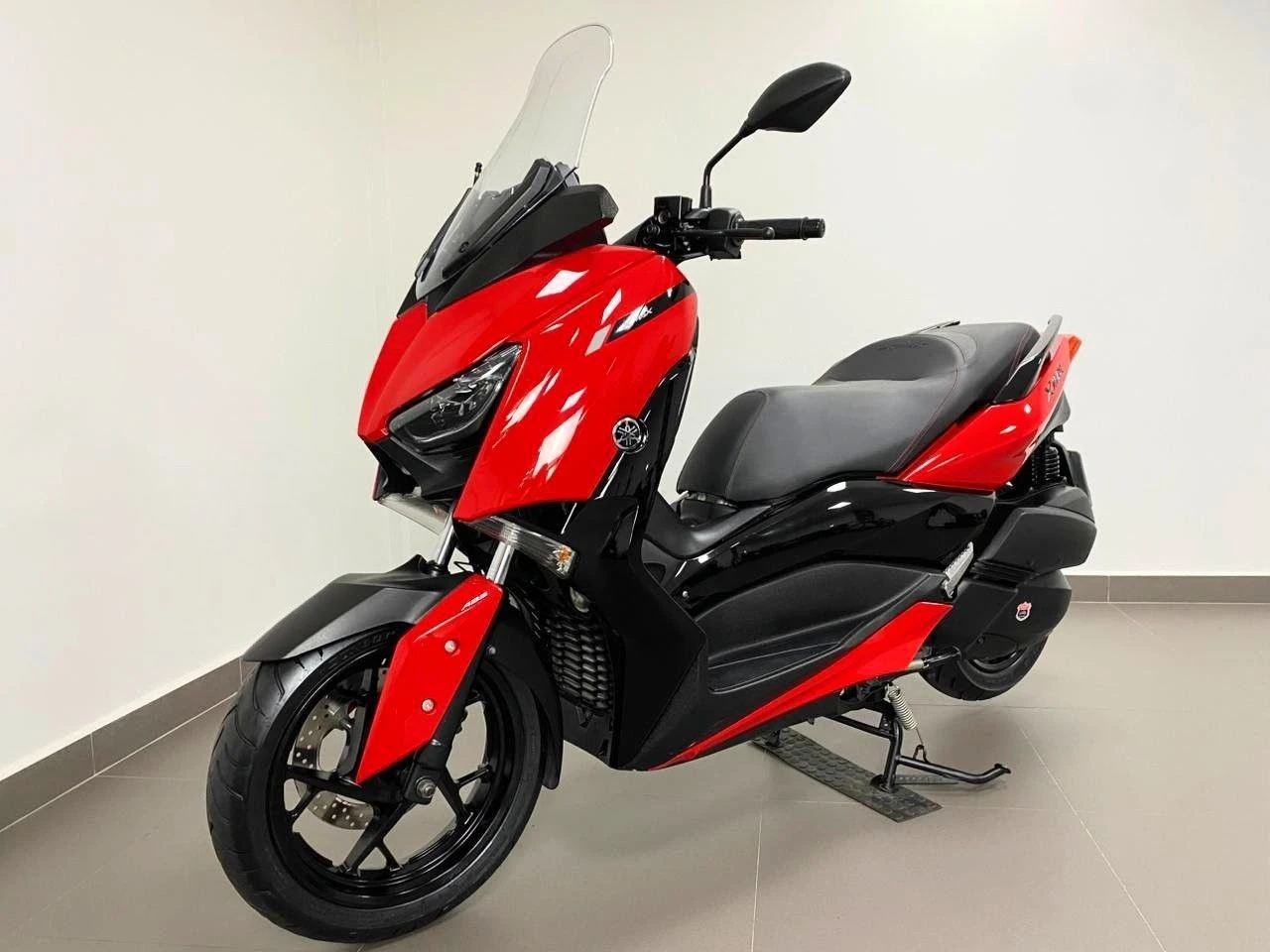 YAMAHA XMAX ABS