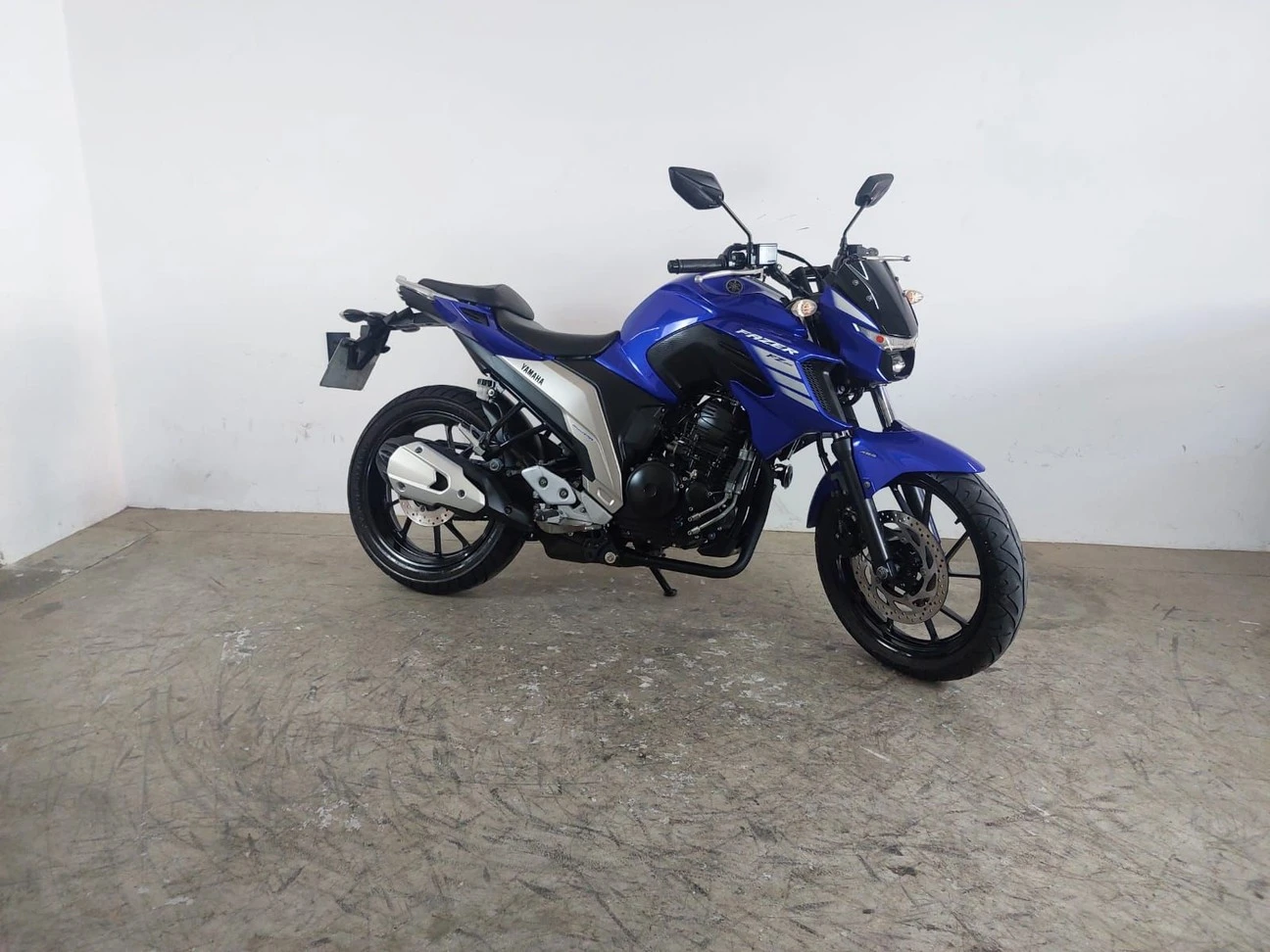 YAMAHA FZ25 FAZER ABS