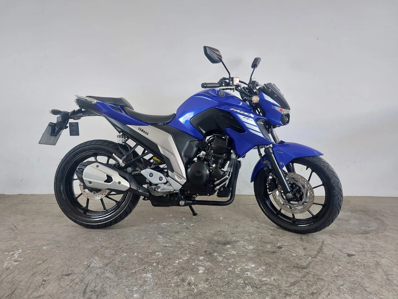 YAMAHA FZ25 FAZER ABS