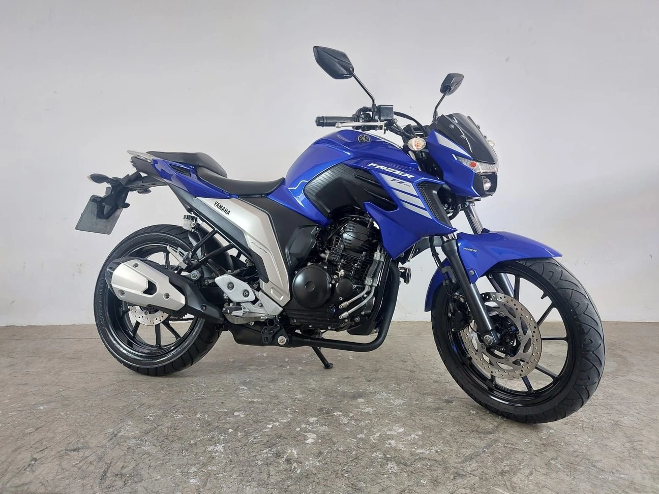YAMAHA FZ25 FAZER ABS