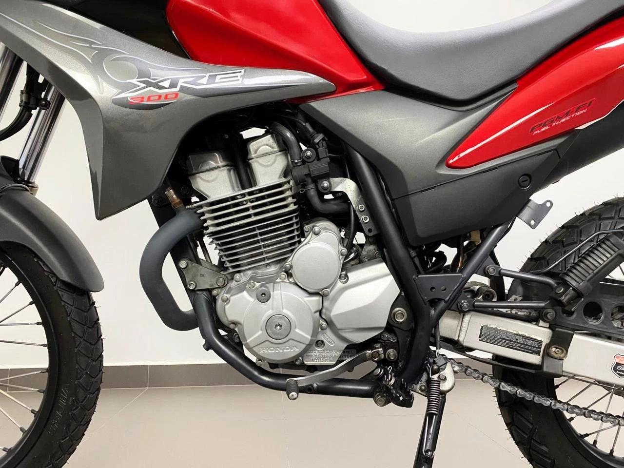 HONDA XRE 300 SAHARA