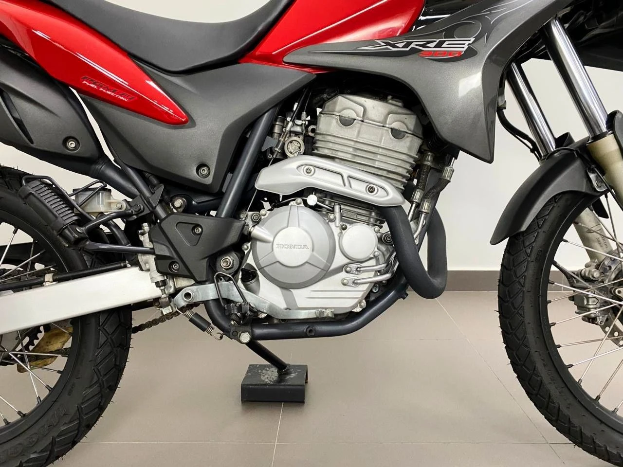 HONDA XRE 300 SAHARA