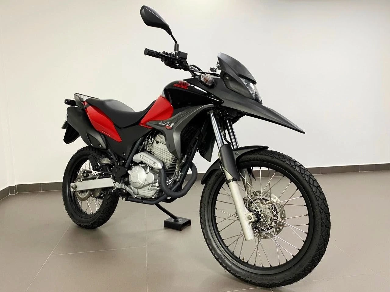 HONDA XRE 300 SAHARA