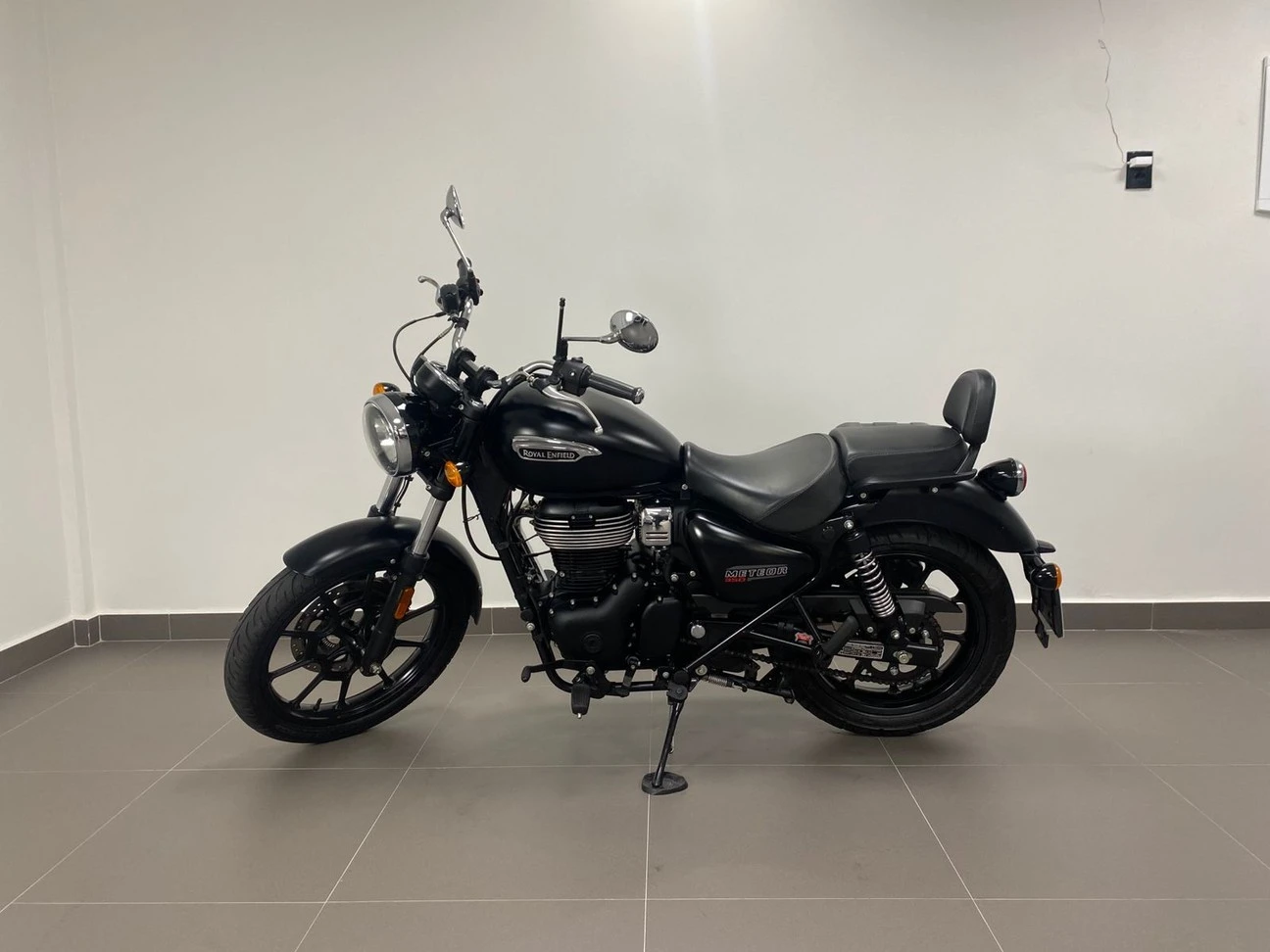 ROYAL ENFIELD METEOR 350 STELLAR