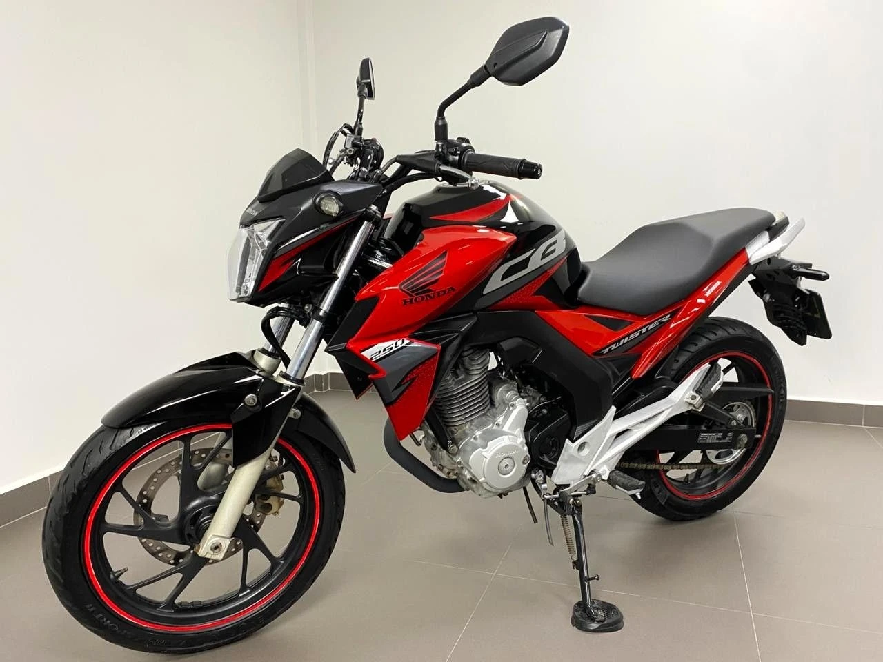 HONDA CB 250F TWISTER CBS