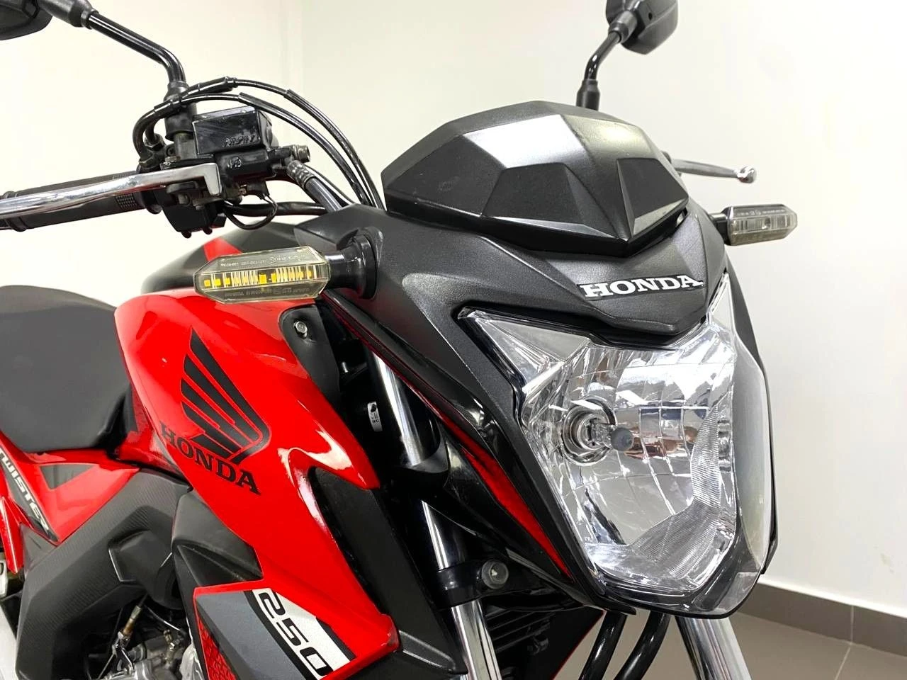 HONDA CB 250F TWISTER CBS