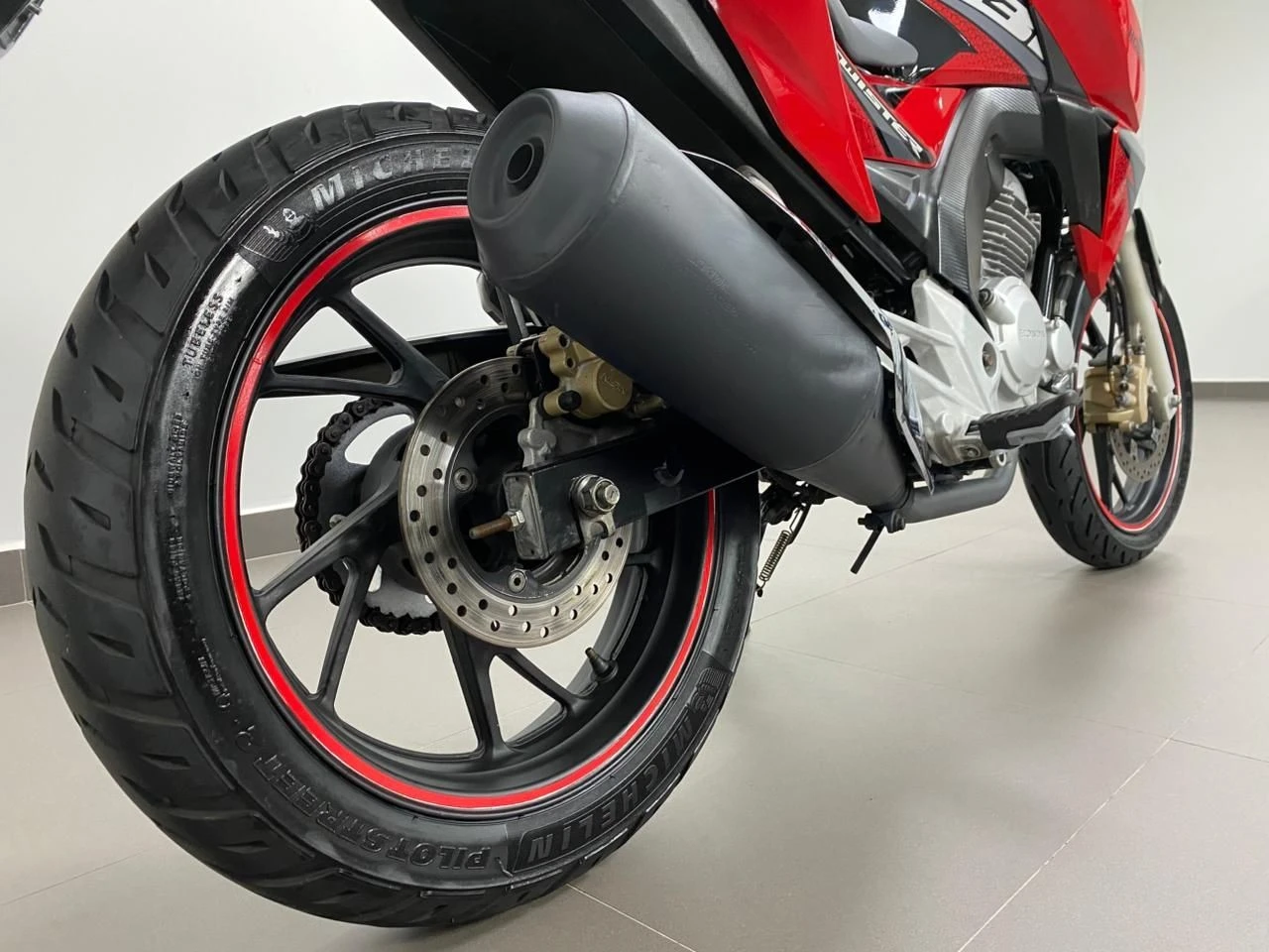 HONDA CB 250F TWISTER CBS