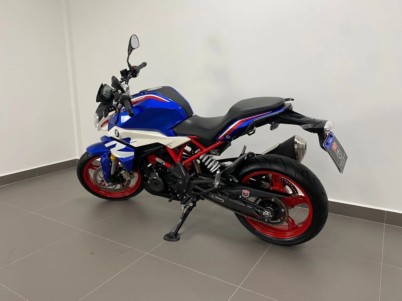 BMW G 310 R