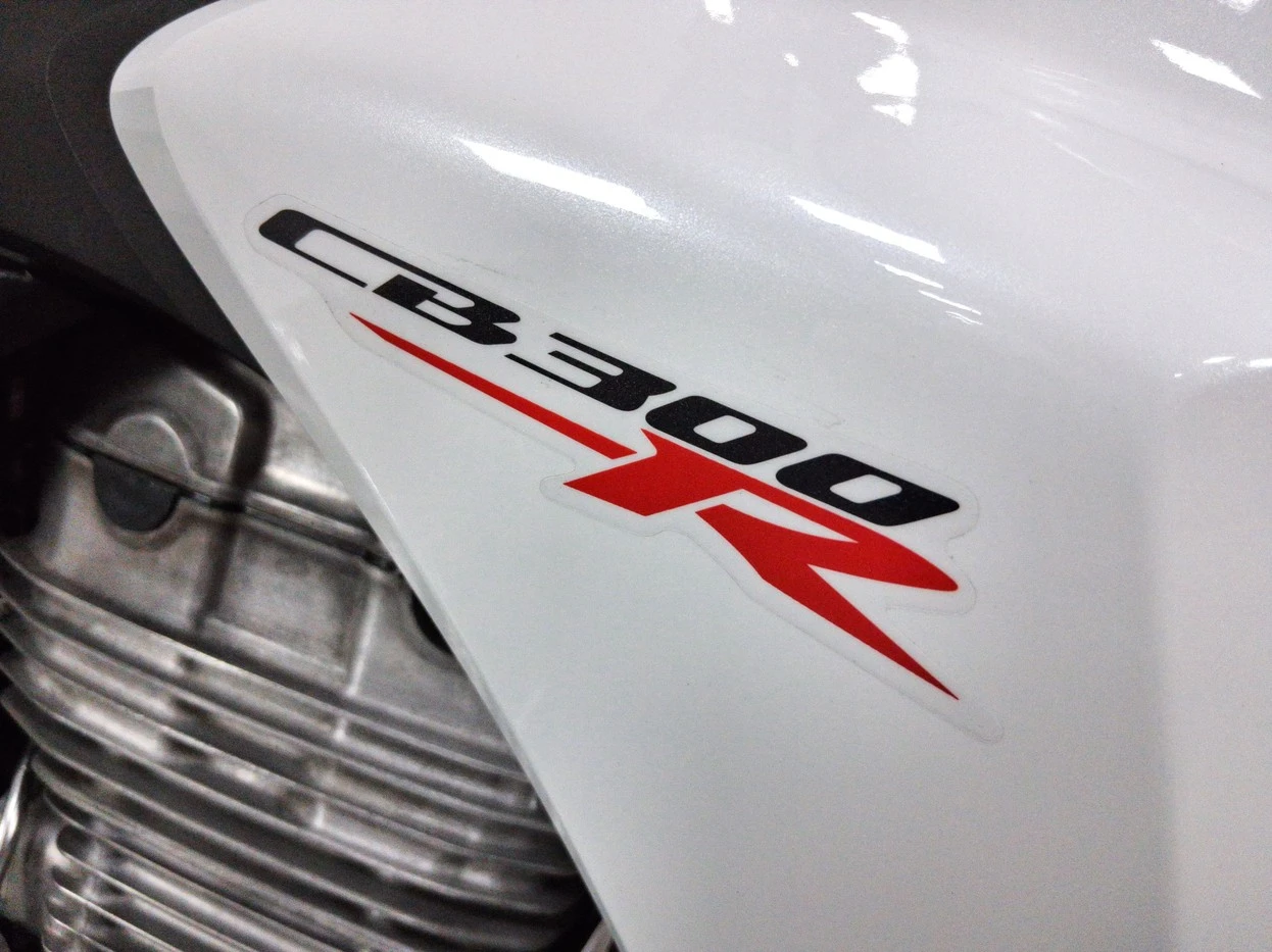 HONDA CB 300R