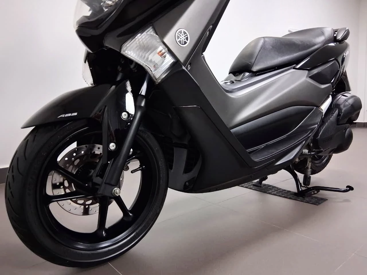 YAMAHA NMAX 160 ABS