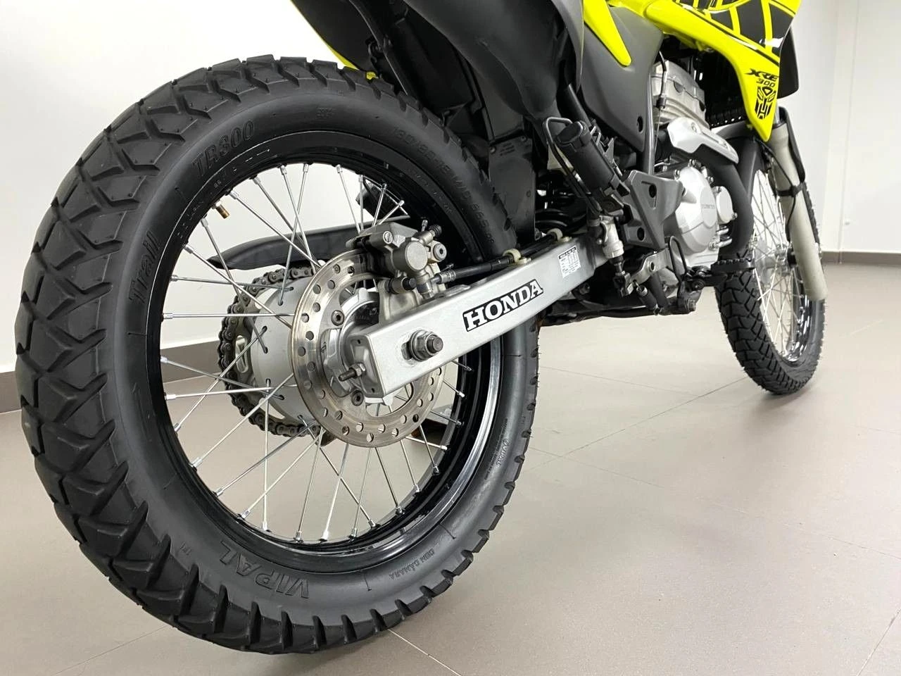 HONDA XRE 300 SAHARA