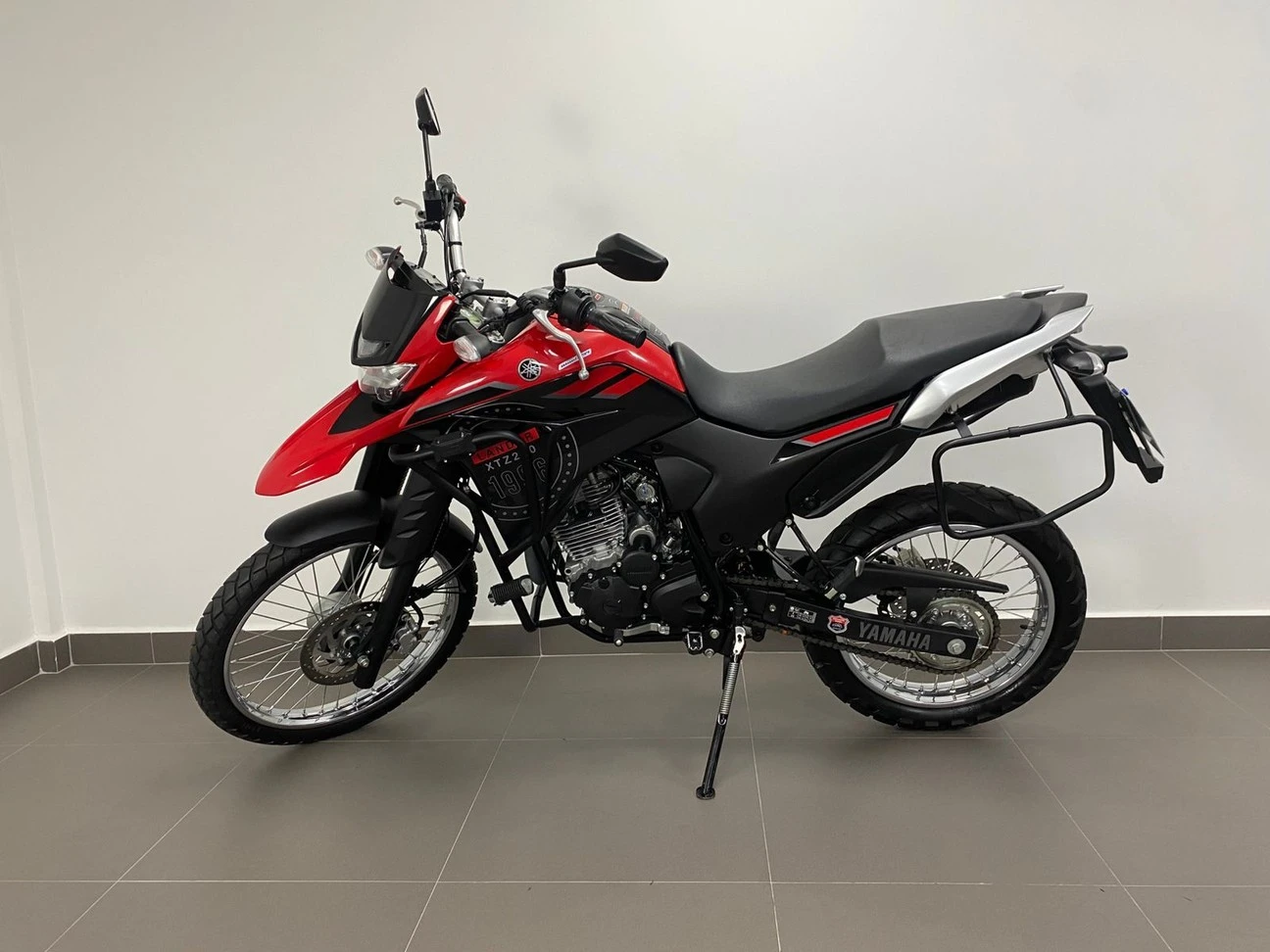 YAMAHA XTZ 250 LANDER CONNECTED