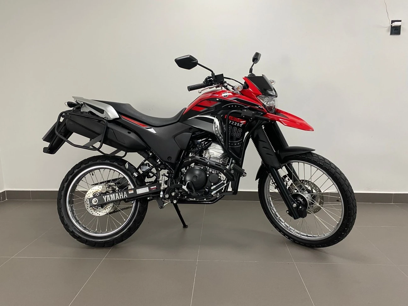 YAMAHA XTZ 250 LANDER CONNECTED