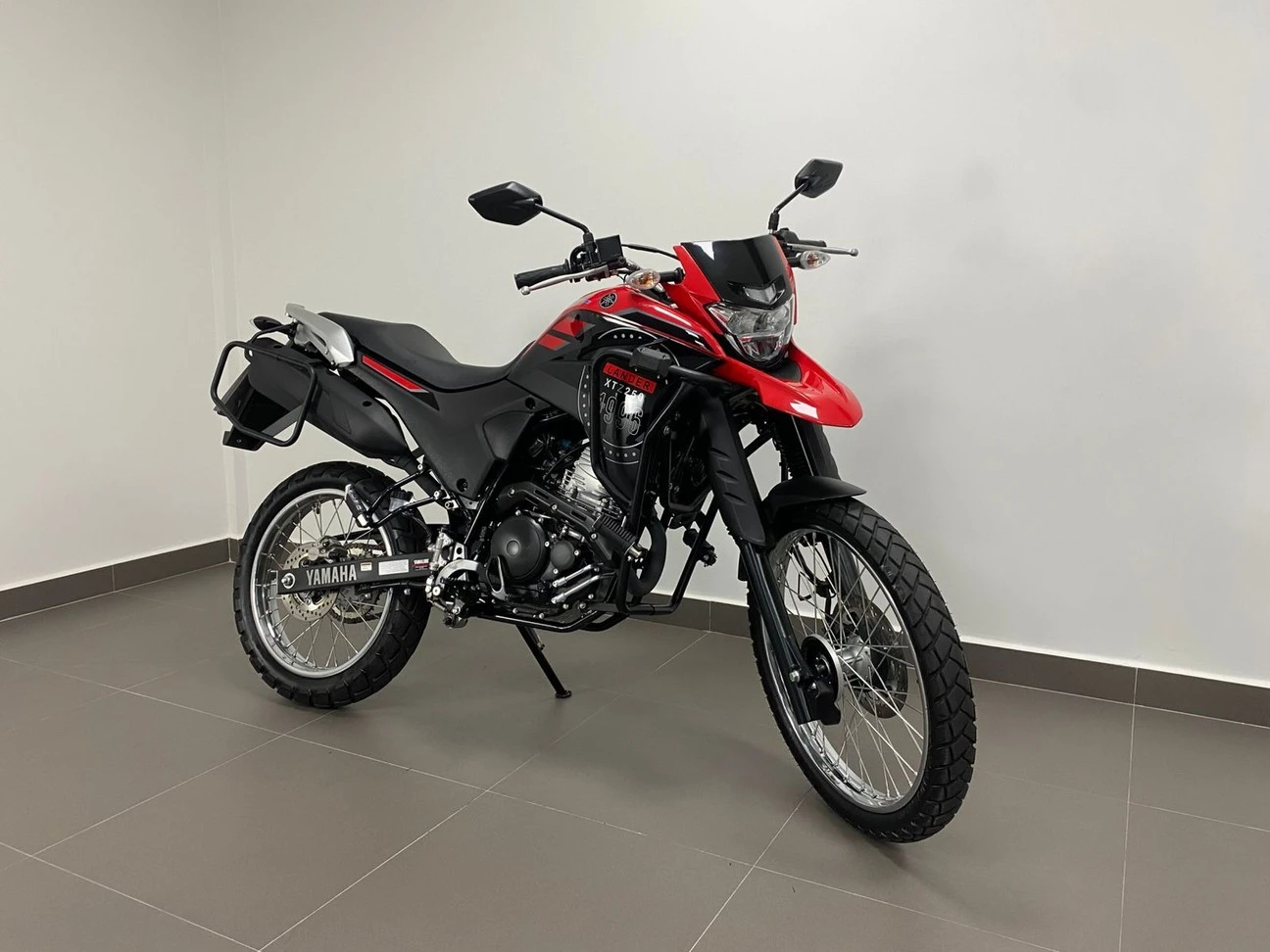 YAMAHA XTZ 250 LANDER CONNECTED