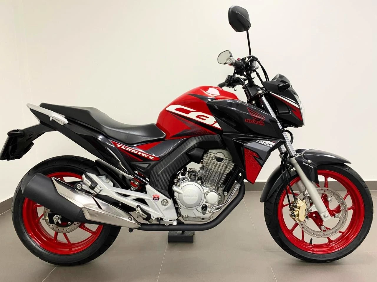 HONDA CB 250F TWISTER CBS