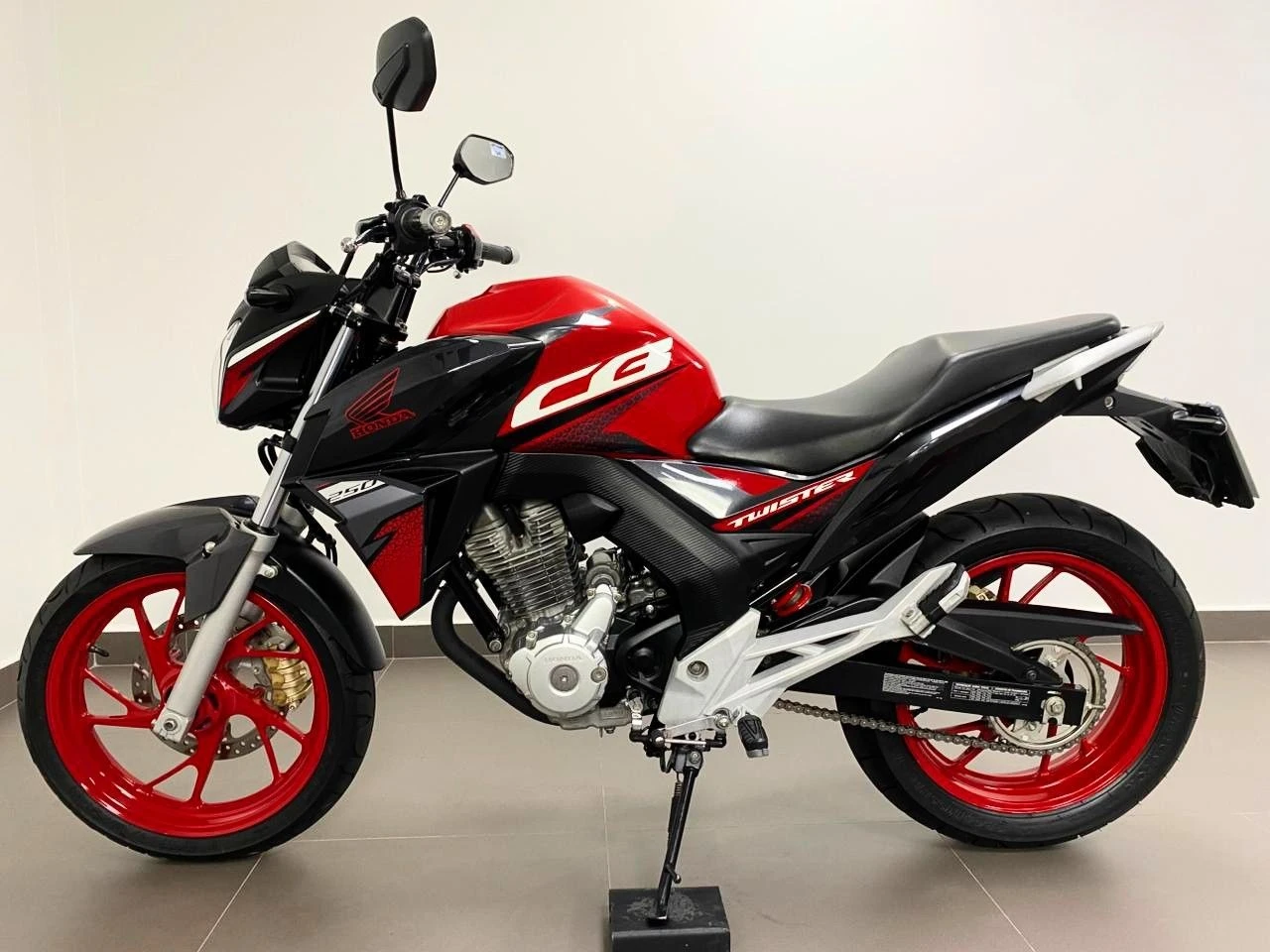 HONDA CB 250F TWISTER CBS