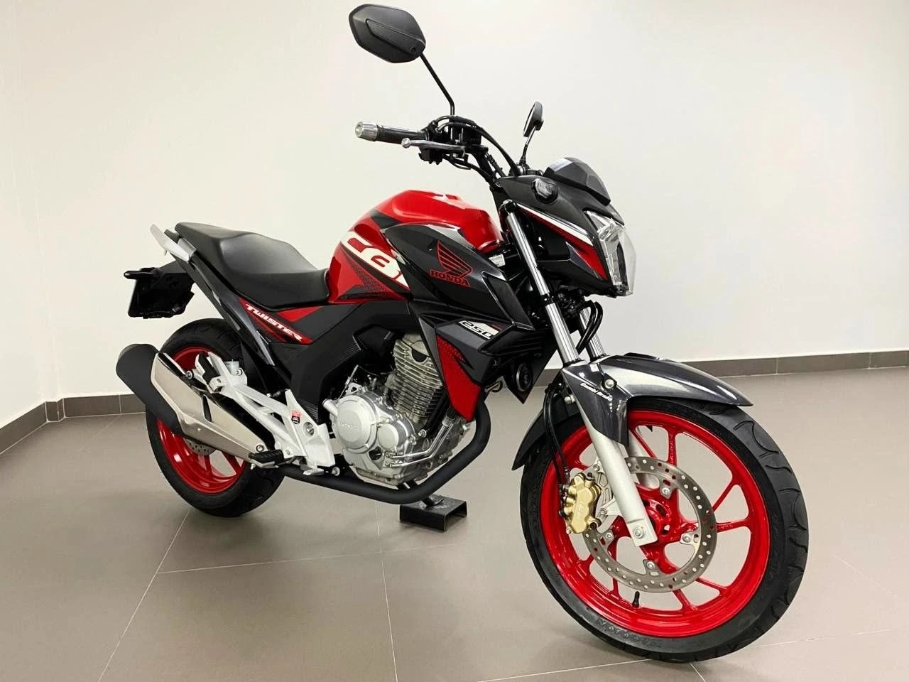 HONDA CB 250F TWISTER CBS