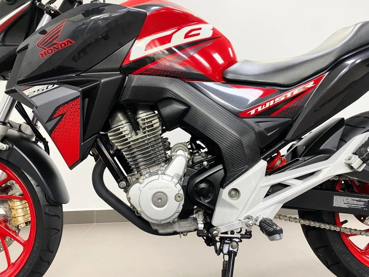 HONDA CB 250F TWISTER CBS