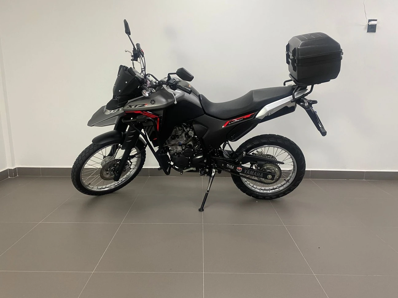 YAMAHA XTZ 250 LANDER CONNECTED