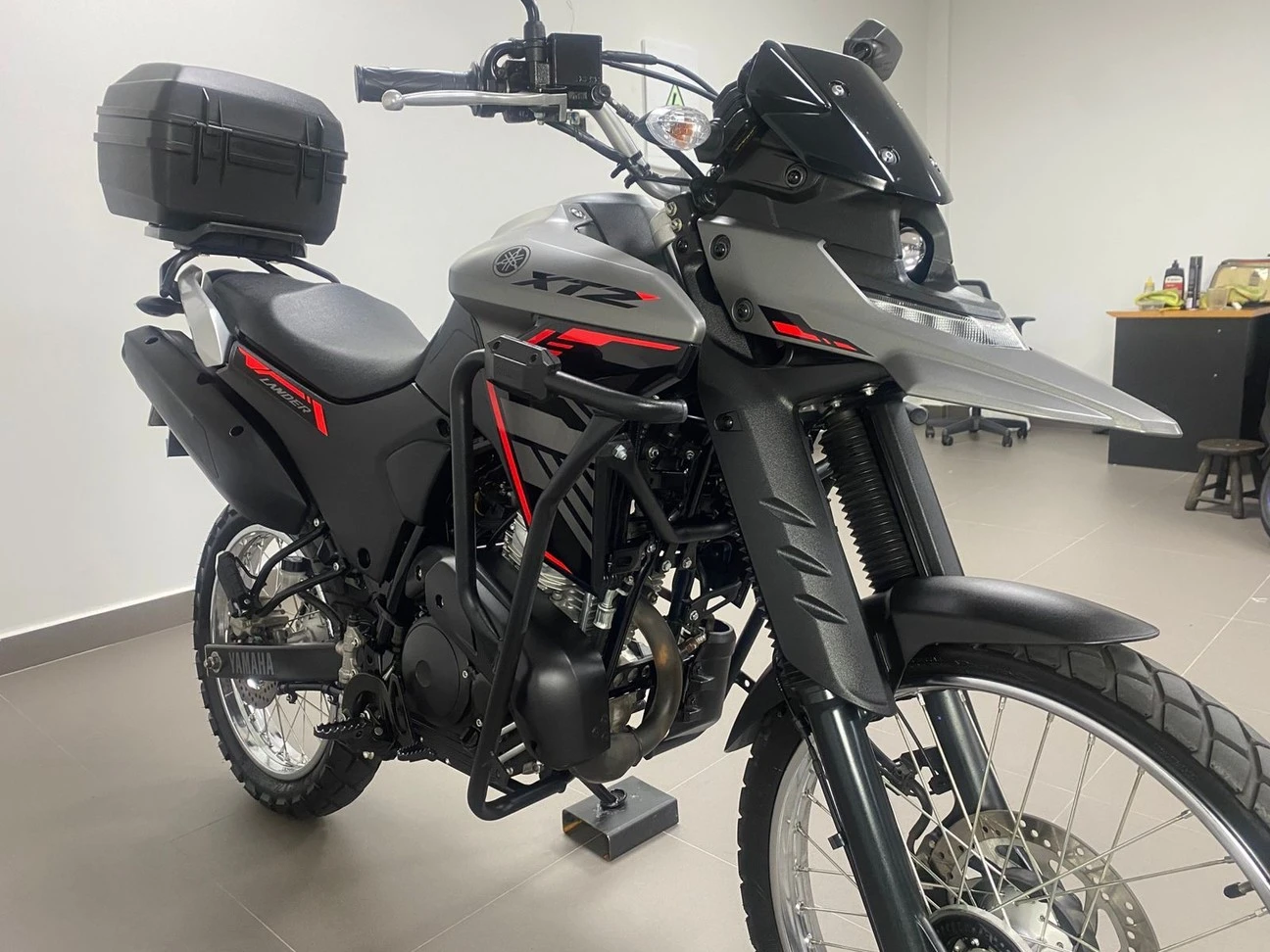 YAMAHA XTZ 250 LANDER CONNECTED