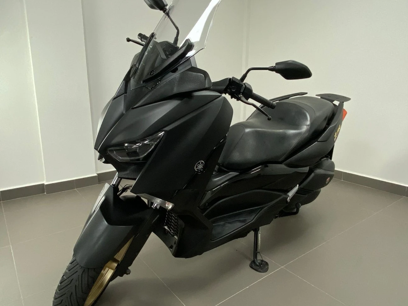 YAMAHA XMAX ABS