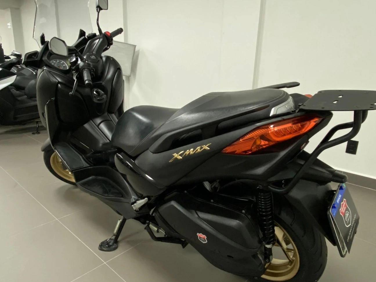 YAMAHA XMAX ABS