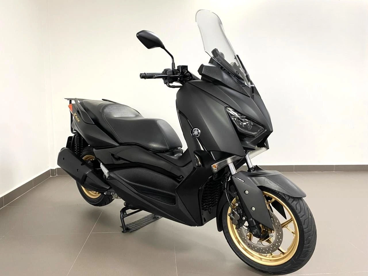 YAMAHA XMAX ABS