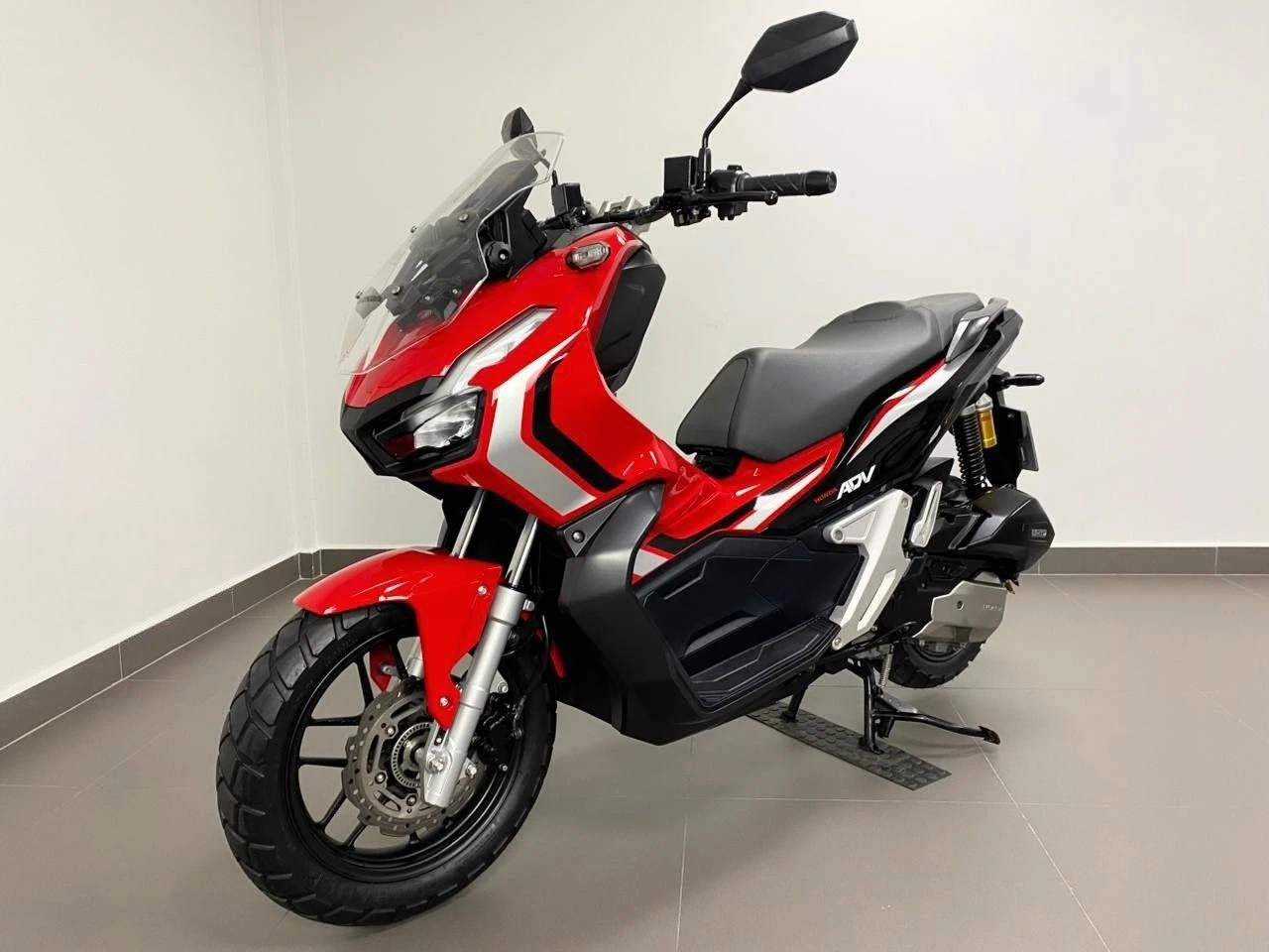 HONDA ADV 150
