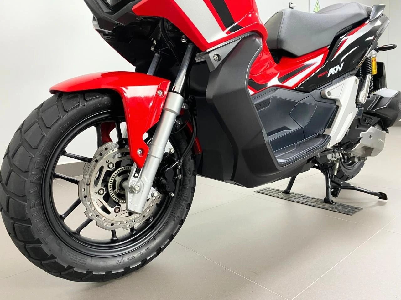 HONDA ADV 150