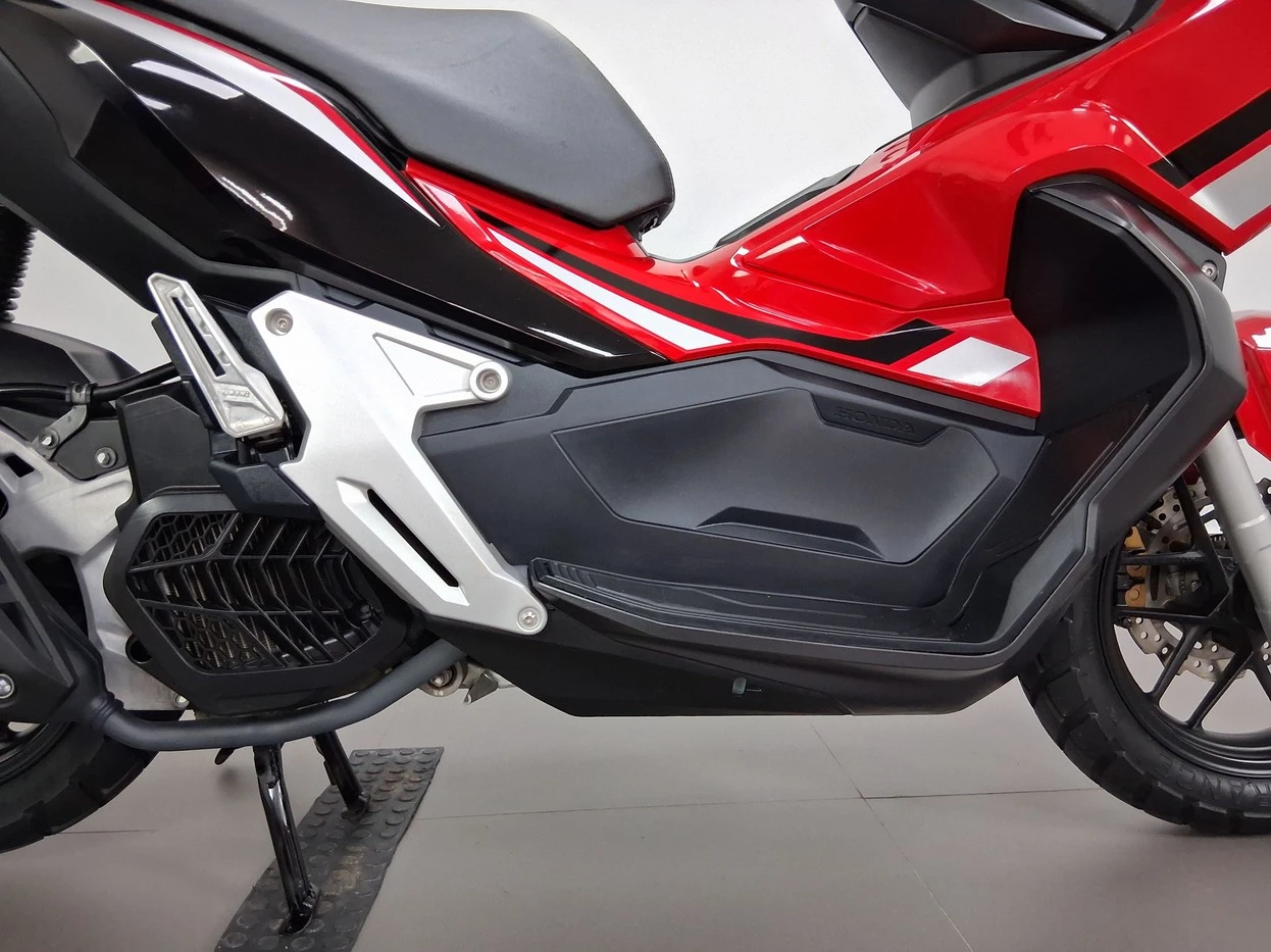 HONDA ADV 150