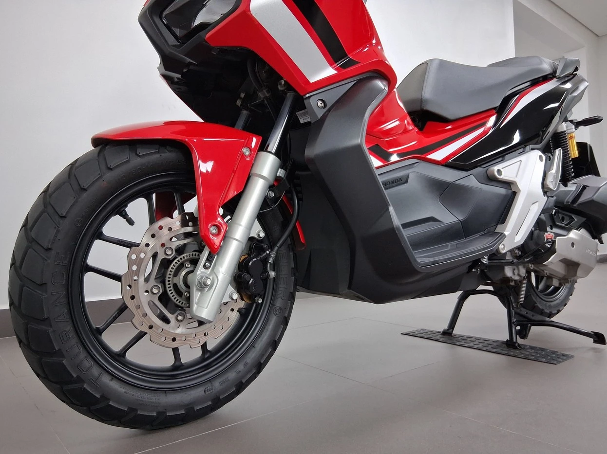 HONDA ADV 150